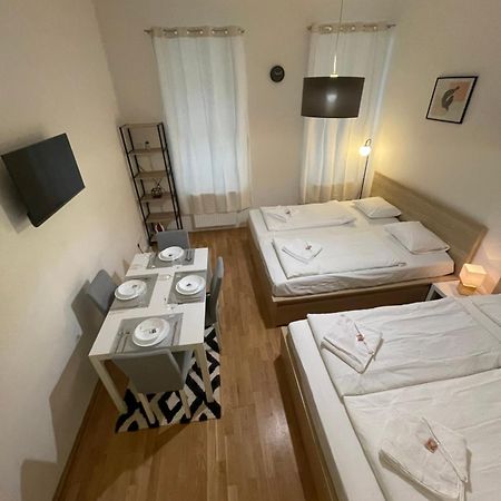 Cozy 5-Person Apartment In Vienna 2 Eksteriør bilde